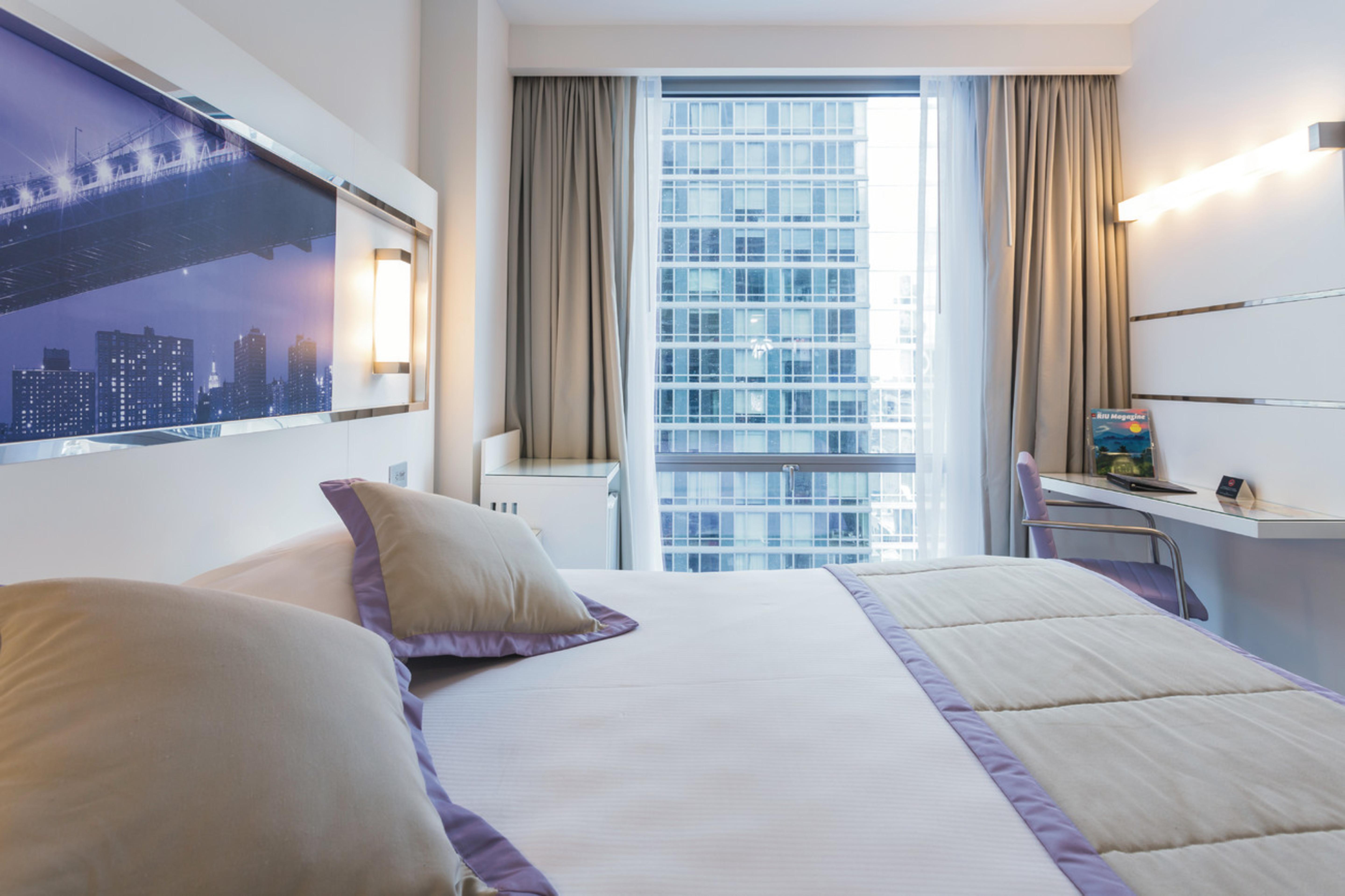 Hotel Riu Plaza New York Times Square Esterno foto