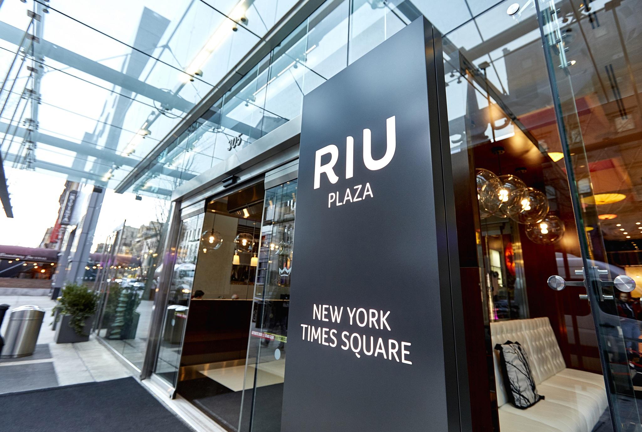 Hotel Riu Plaza New York Times Square Esterno foto